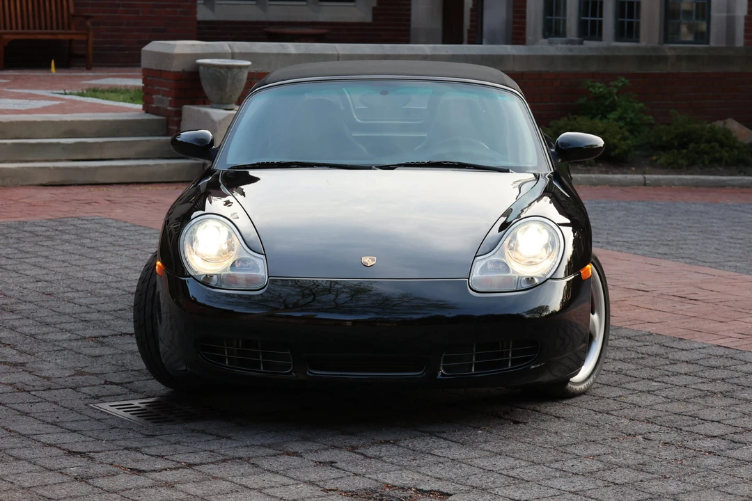 2002 Porsche 986 Boxster S - Image 24 of 31