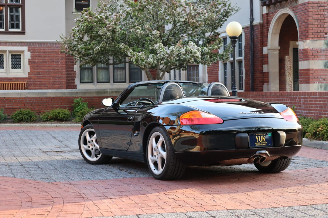 2002 Porsche 986 Boxster S - Image 9 of 31