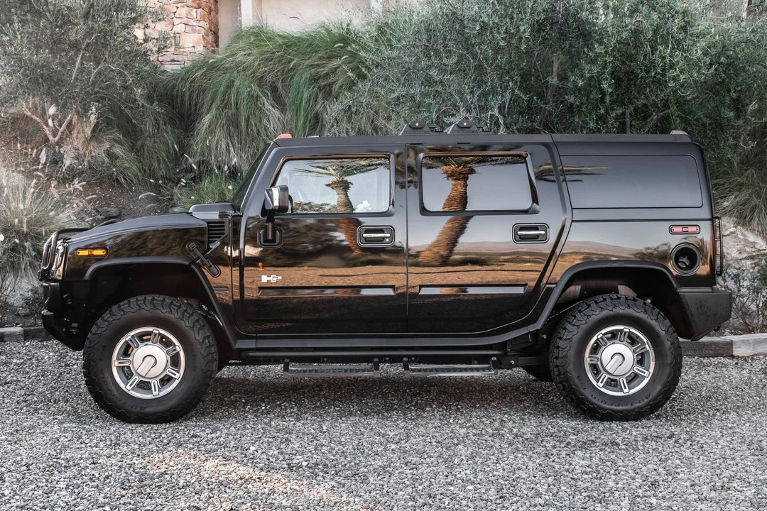 2003 Hummer Hummer H2 - Image 2 of 31