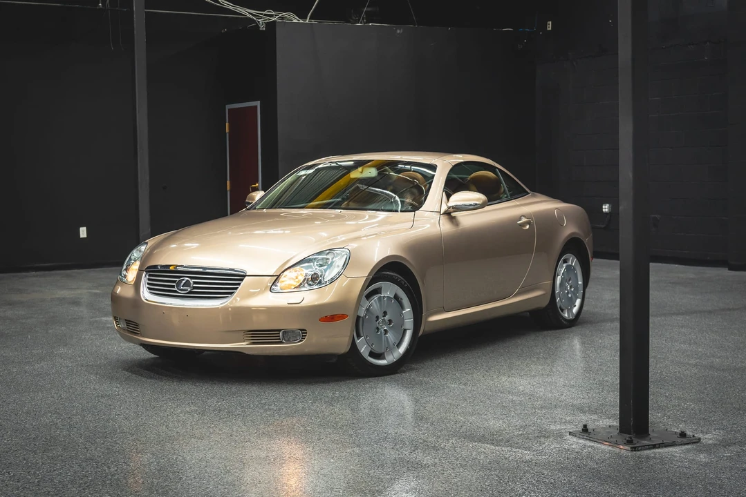 2003 Lexus SC430 - Image 10 of 31