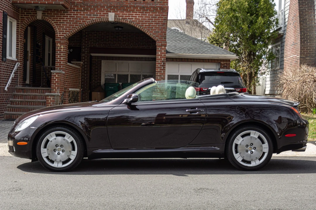 2003 Lexus SC430 - Image 9 of 31