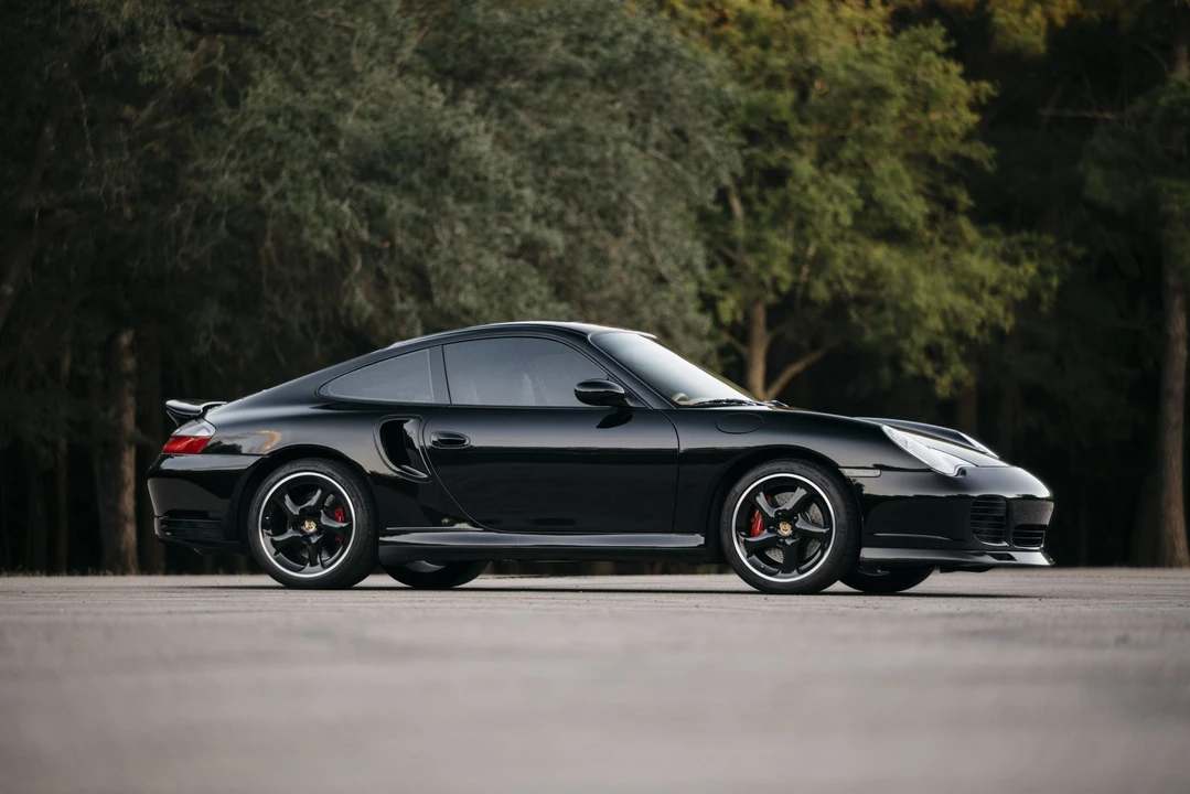 2003 Porsche 996 Turbo - Image 17 of 31
