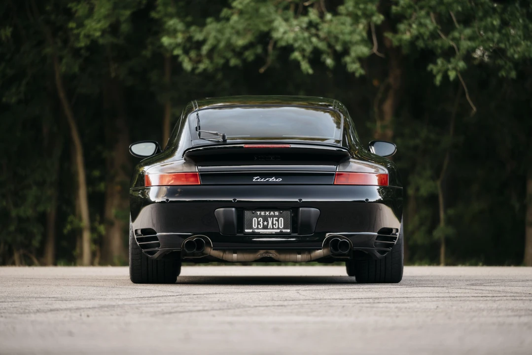 2003 Porsche 996 Turbo - Image 14 of 31