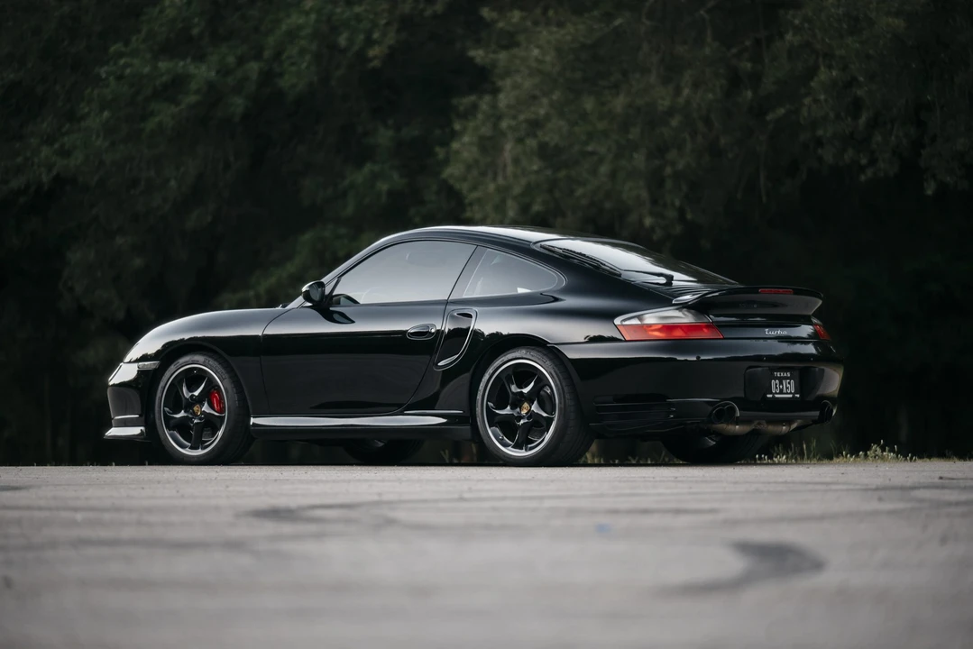 2003 Porsche 996 Turbo - Image 12 of 31