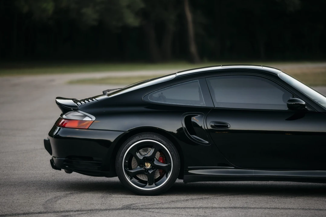 2003 Porsche 996 Turbo - Image 22 of 31