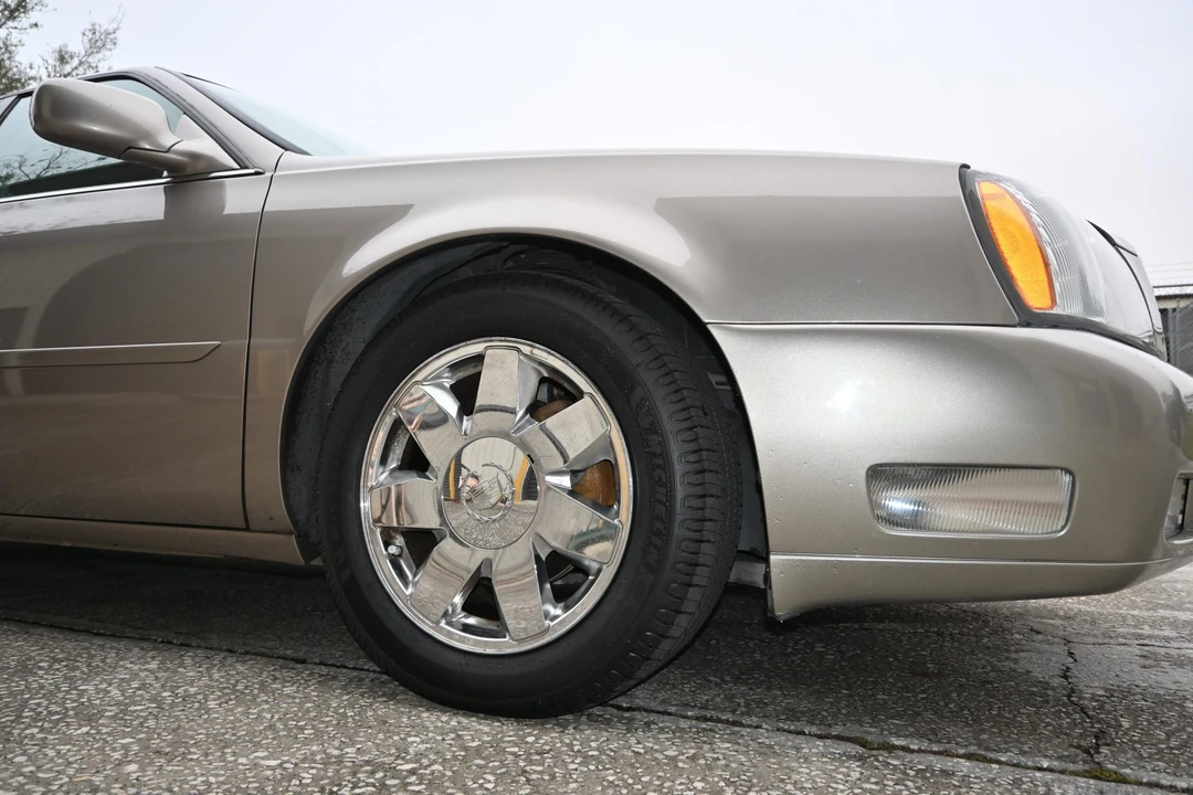 2004 Cadillac DeVille 8th Gen - Image 27 of 31