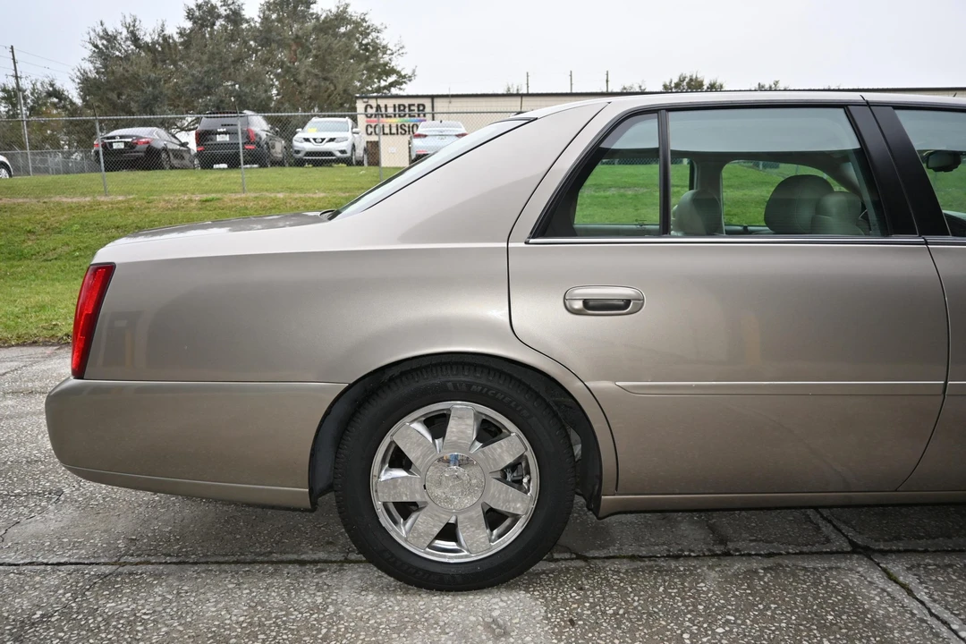 2004 Cadillac DeVille 8th Gen - Image 29 of 31