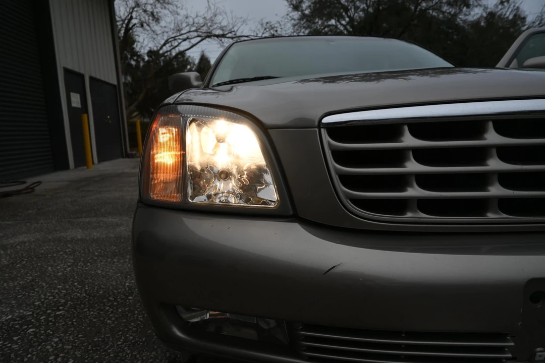 2004 Cadillac DeVille 8th Gen - Image 25 of 31
