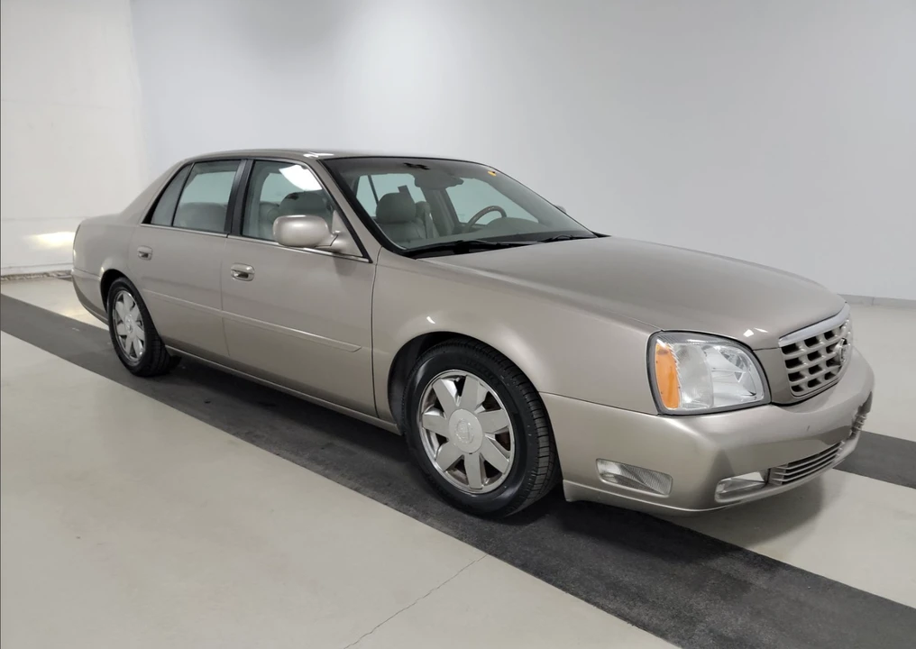 2004 Cadillac DeVille 8th Gen - Image 15 of 31
