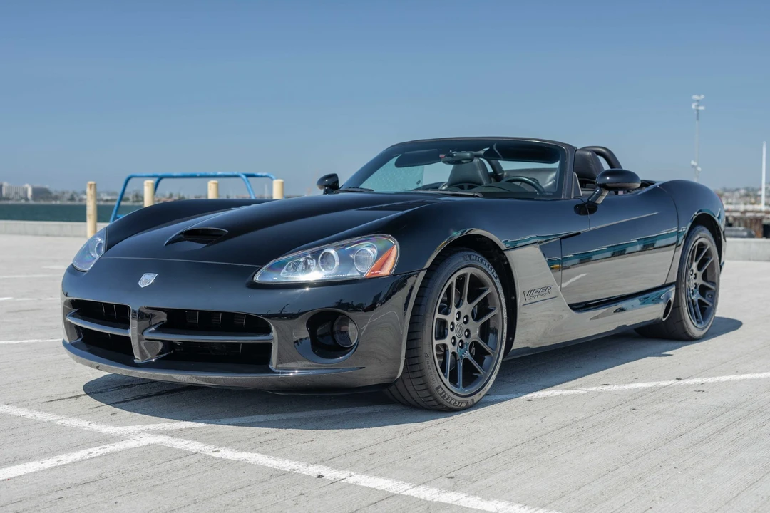 2004 Dodge Viper 3rd Gen - Image 4 of 31