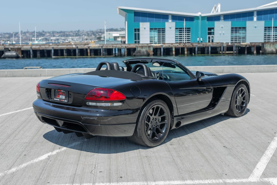 2004 Dodge Viper 3rd Gen - Image 19 of 31