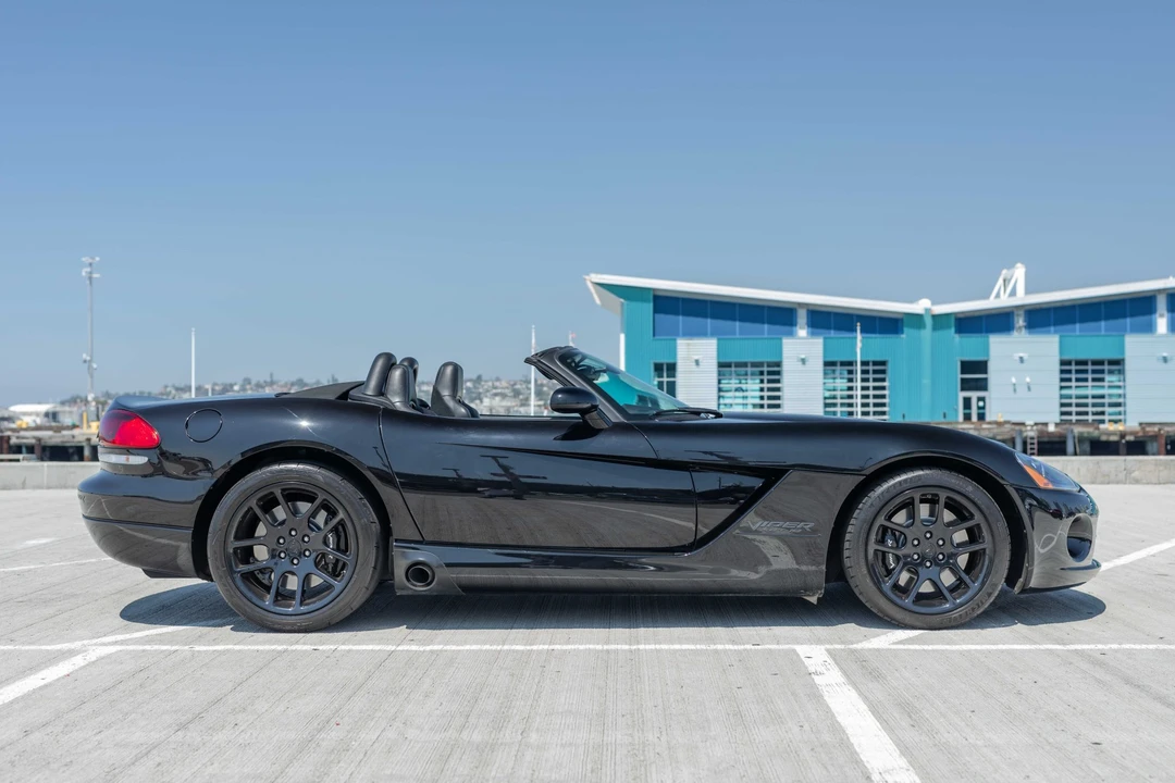 2004 Dodge Viper 3rd Gen - Image 14 of 31