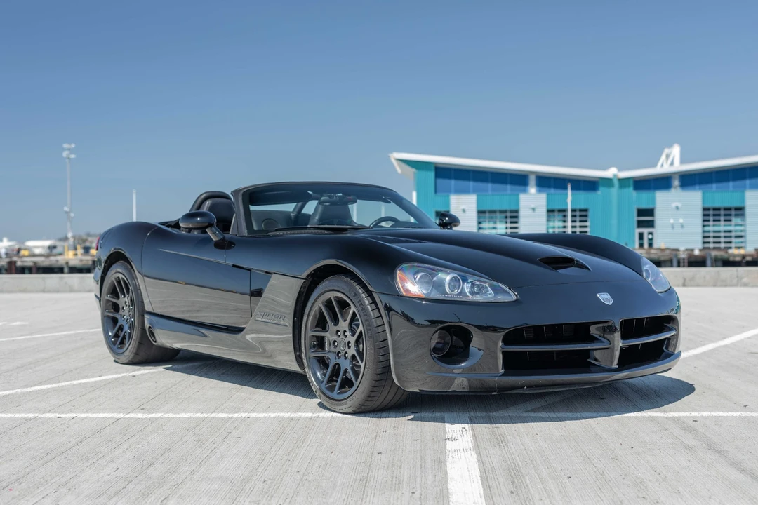 2004 Dodge Viper 3rd Gen - Image 10 of 31