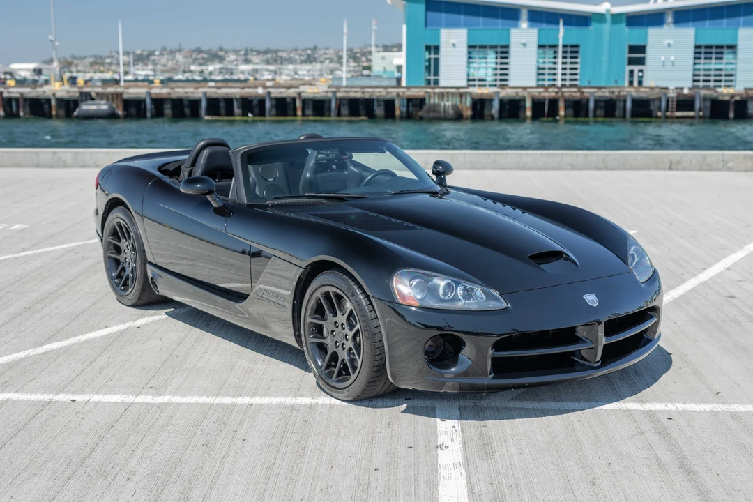 2004 Dodge Viper 3rd Gen - Image 9 of 31