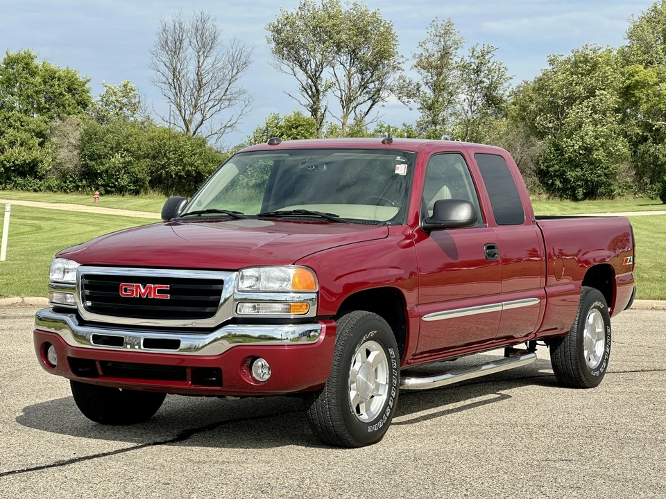 2004 GMC Sierra 2nd Gen - Image 25 of 31