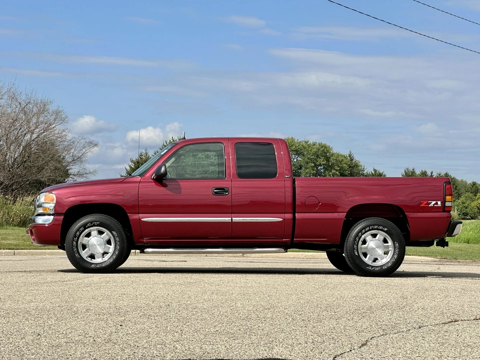 2004 GMC Sierra 2nd Gen - Image 20 of 31