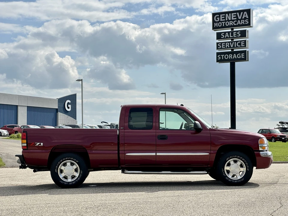 2004 GMC Sierra 2nd Gen - Image 15 of 31