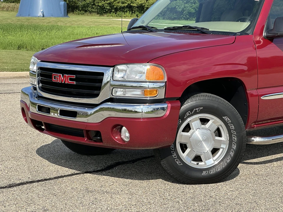 2004 GMC Sierra 2nd Gen - Image 28 of 31
