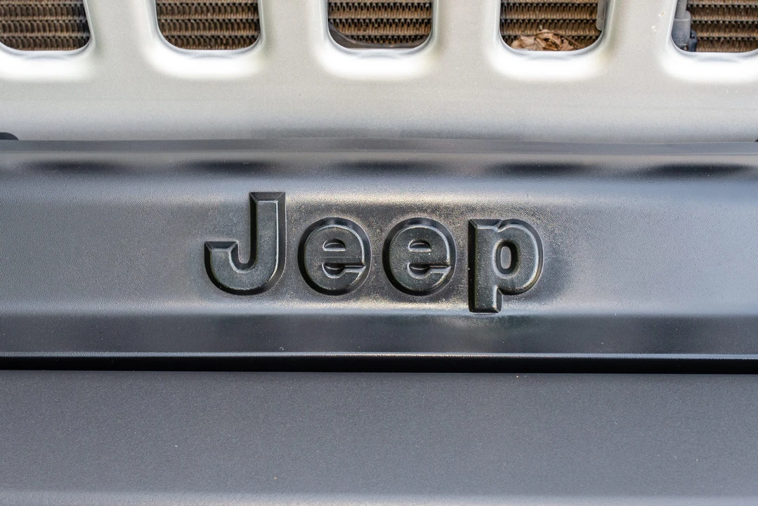 2004 Jeep TJ Wrangler - Image 30 of 31