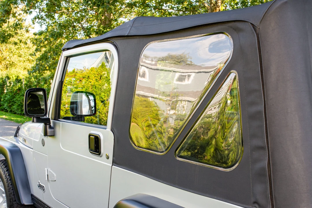 2004 Jeep TJ Wrangler - Image 14 of 31