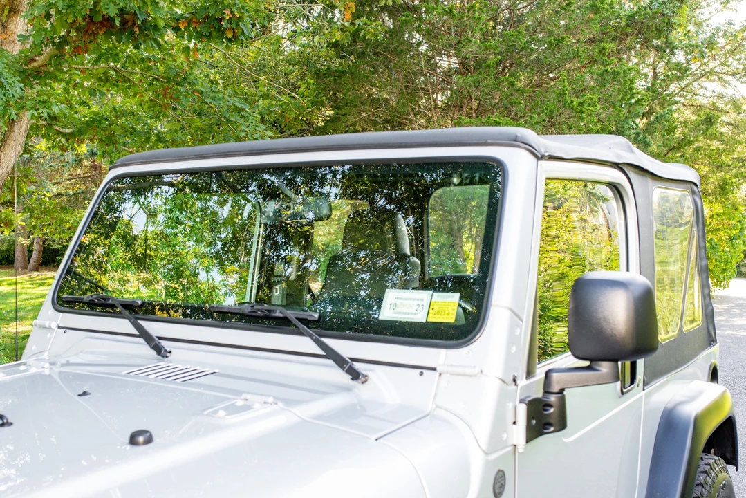 2004 Jeep TJ Wrangler - Image 16 of 31