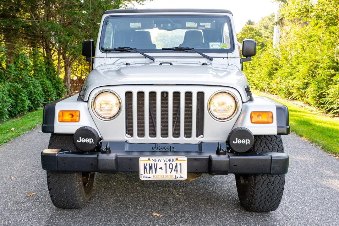 2004 Jeep TJ Wrangler - Image 2 of 31