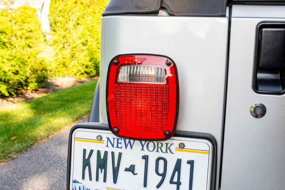 2004 Jeep TJ Wrangler - Image 23 of 31