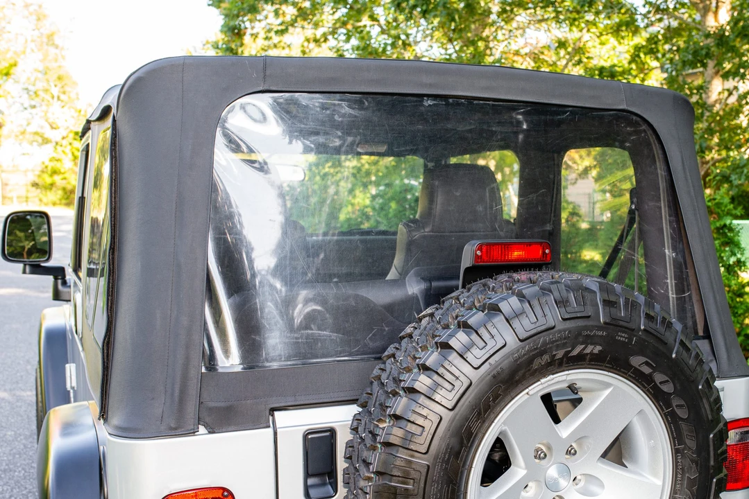 2004 Jeep TJ Wrangler - Image 13 of 31