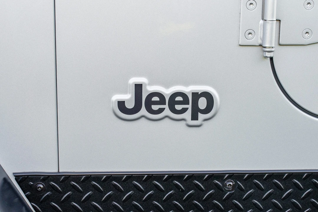 2004 Jeep TJ Wrangler - Image 28 of 31