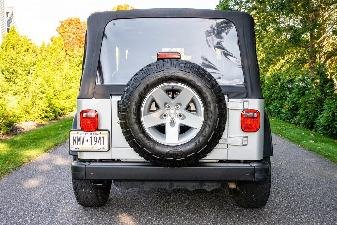 2004 Jeep TJ Wrangler - Image 6 of 31