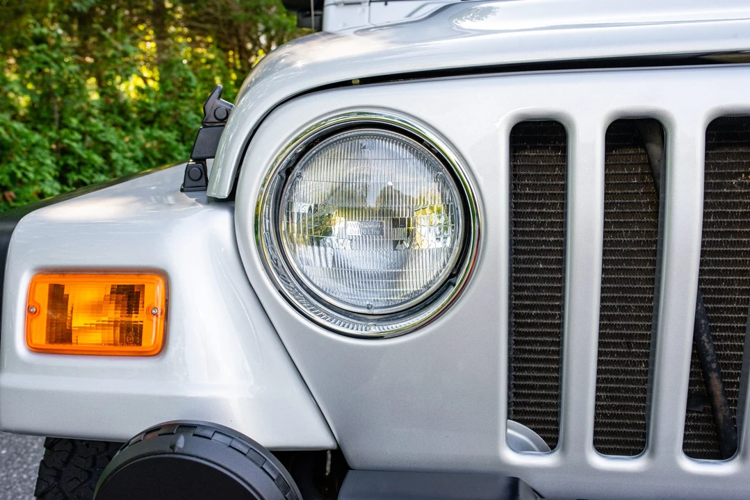 2004 Jeep TJ Wrangler - Image 17 of 31