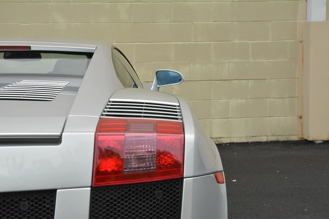 2004 Lamborghini Gallardo - Image 18 of 31
