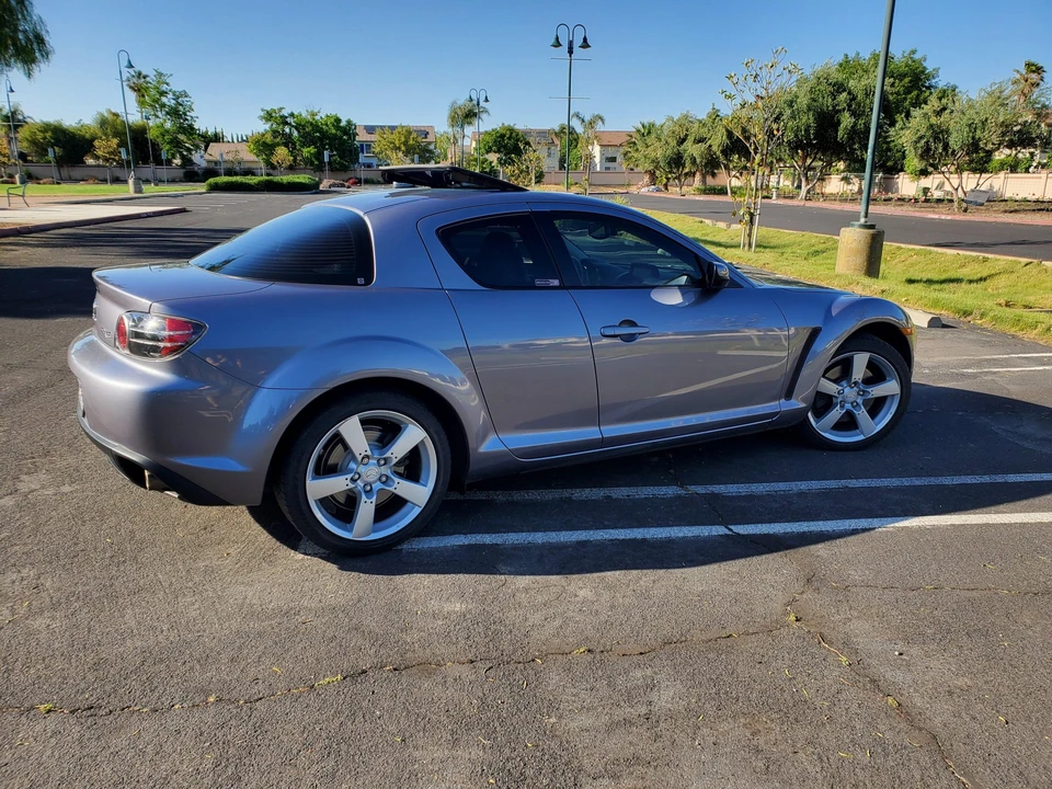 2004 Mazda RX-8 1st Gen - Image 25 of 31
