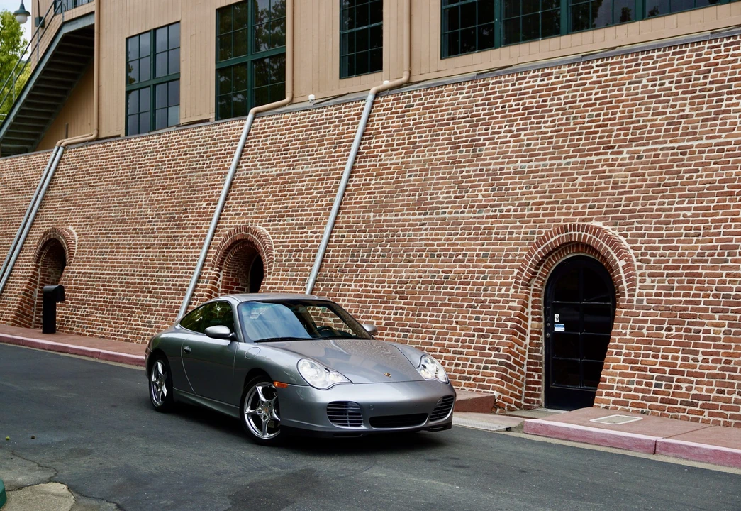 2004 Porsche 996 Carrera - Image 16 of 31