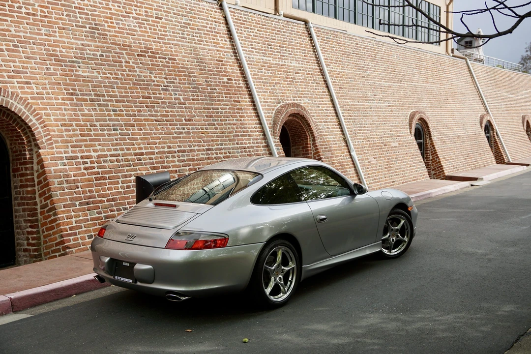 2004 Porsche 996 Carrera - Image 22 of 31
