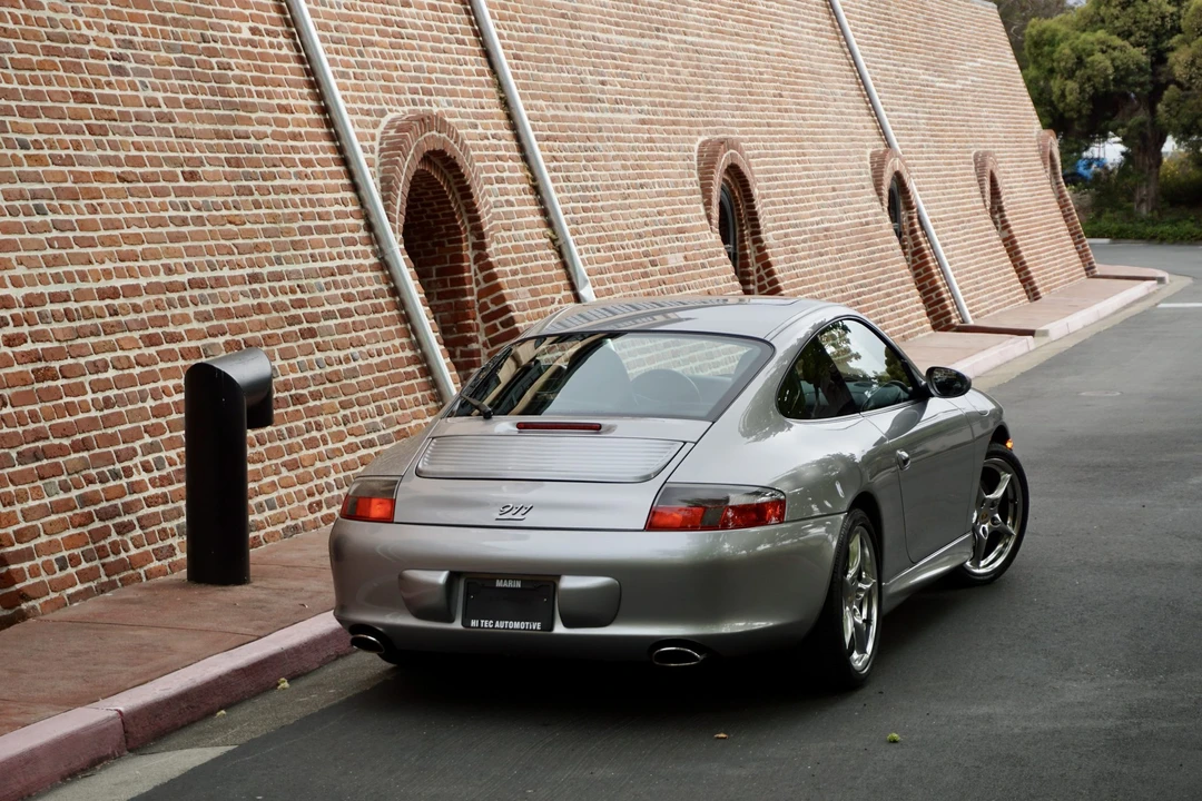 2004 Porsche 996 Carrera - Image 25 of 31