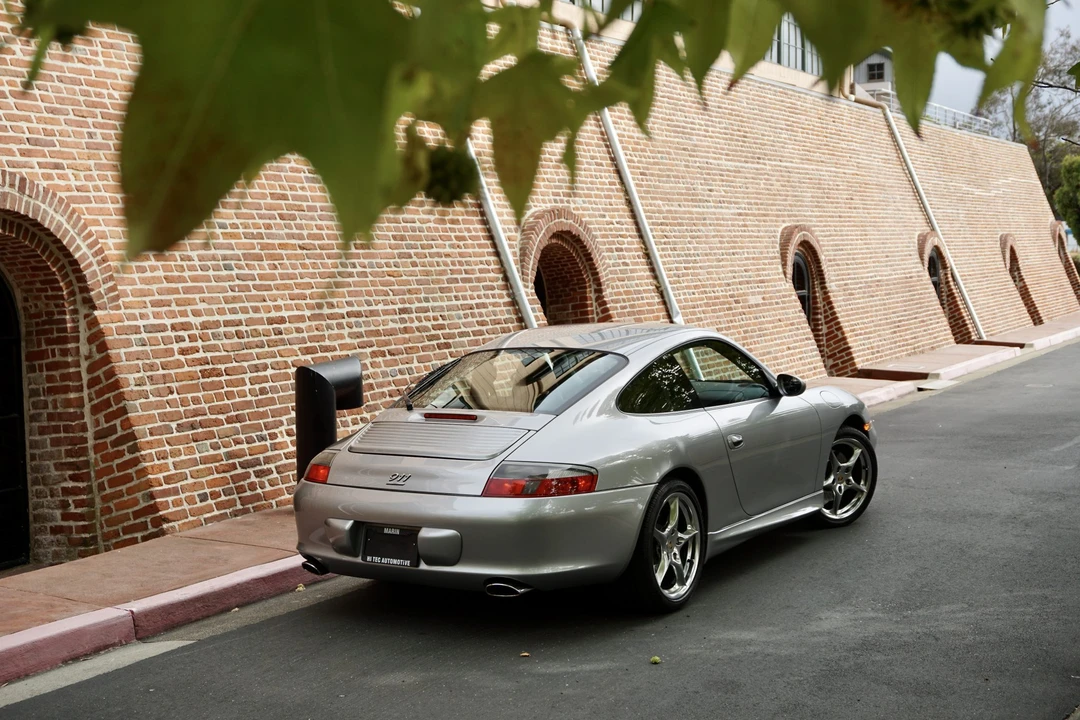 2004 Porsche 996 Carrera - Image 21 of 31
