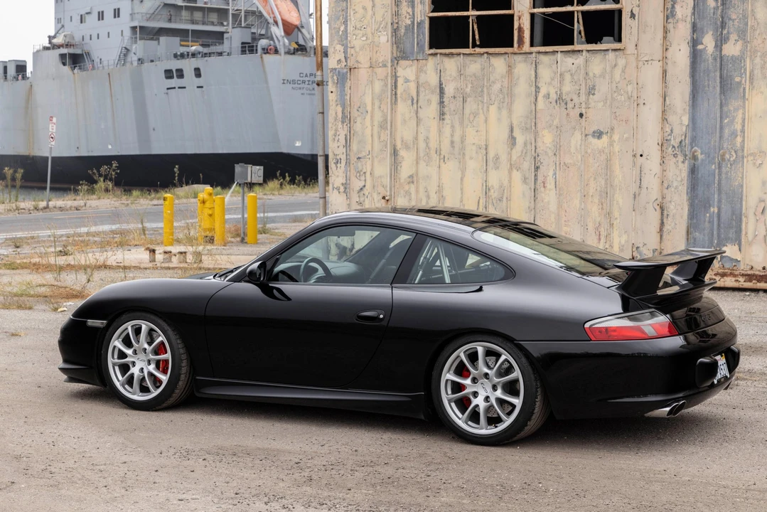 2004 Porsche 996 GT3 - Image 16 of 31