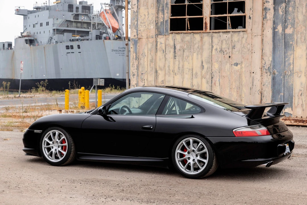 2004 Porsche 996 GT3 - Image 17 of 31