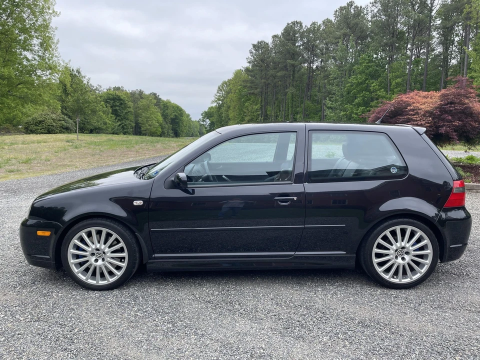 2004 Volkswagen R32 Mk4 - Image 3 of 31