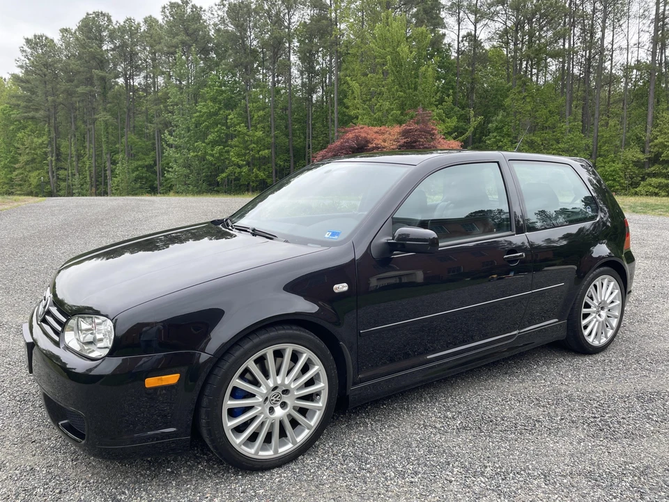 2004 Volkswagen R32 Mk4 - Image 2 of 31