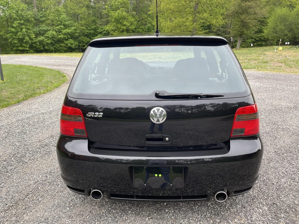 2004 Volkswagen R32 Mk4 - Image 5 of 31