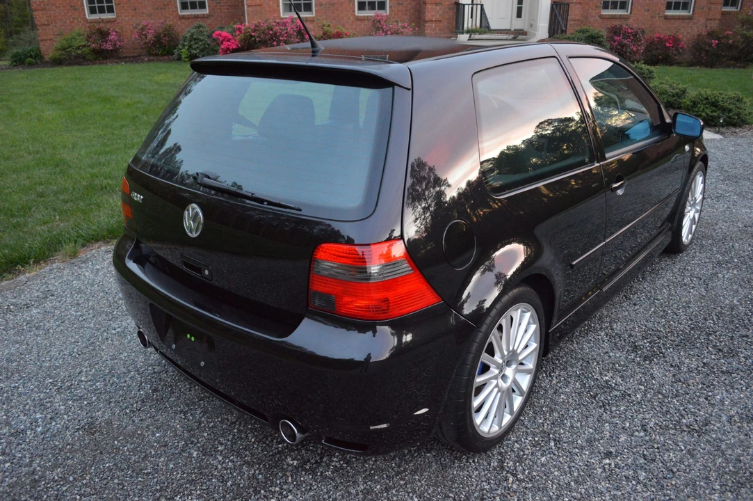 2004 Volkswagen R32 Mk4 - Image 8 of 31