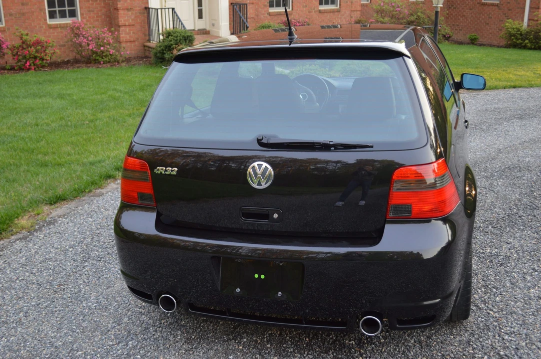 2004 Volkswagen R32 Mk4 - Image 7 of 31