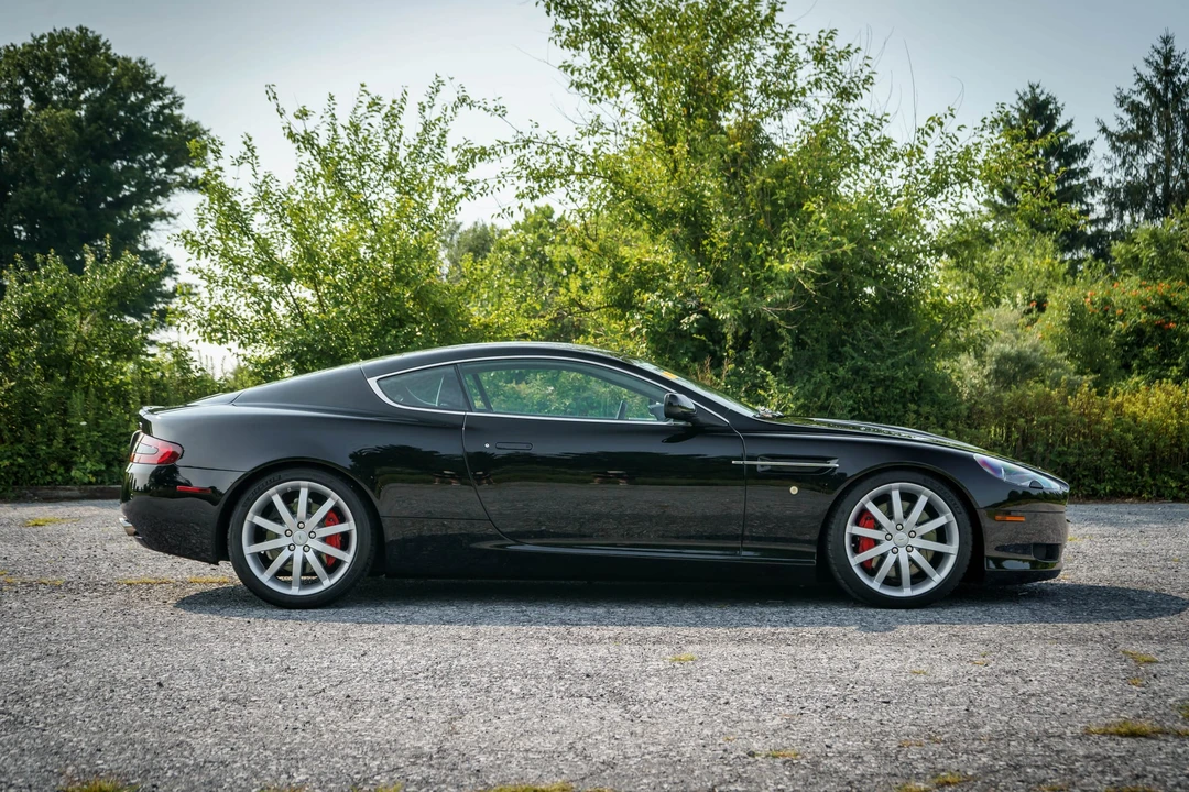 2005 Aston Martin DB9 - Image 16 of 31