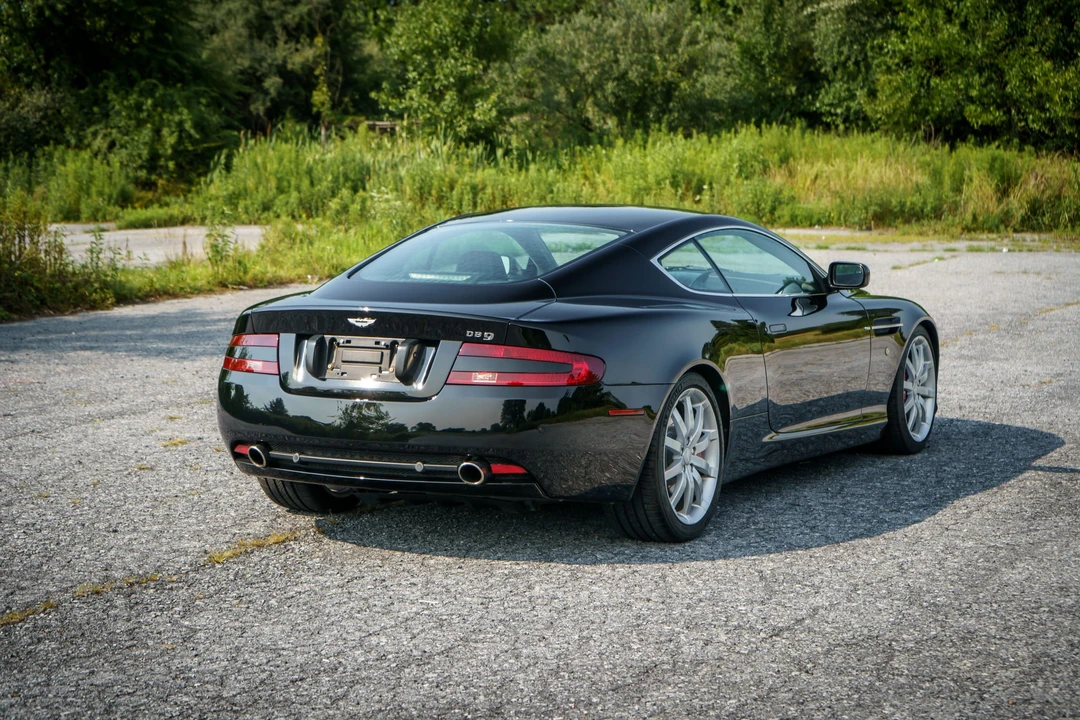 2005 Aston Martin DB9 - Image 18 of 31