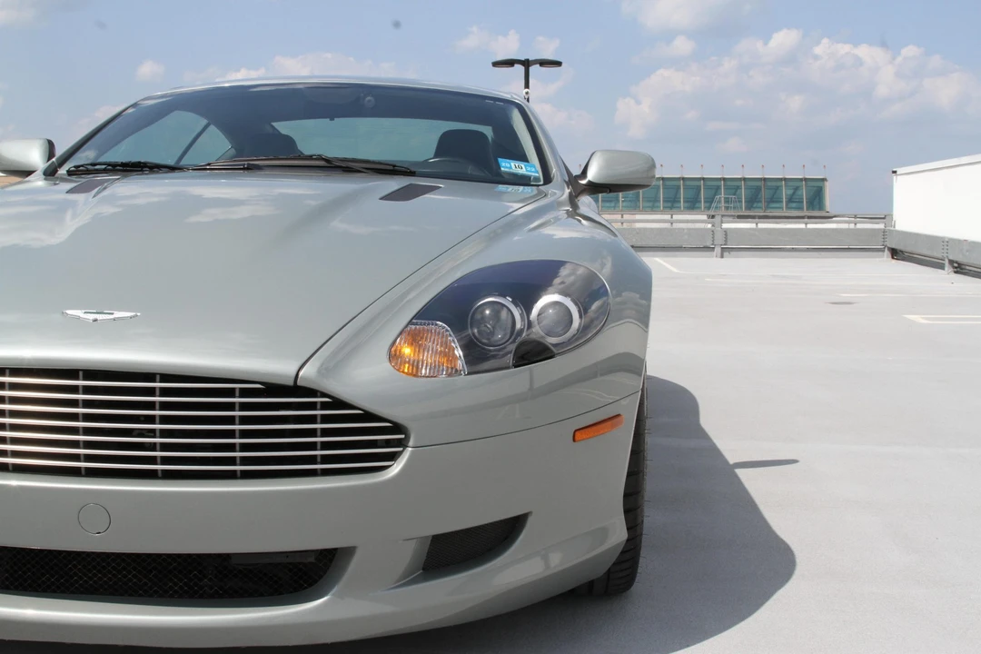 2005 Aston Martin DB9 - Image 18 of 31
