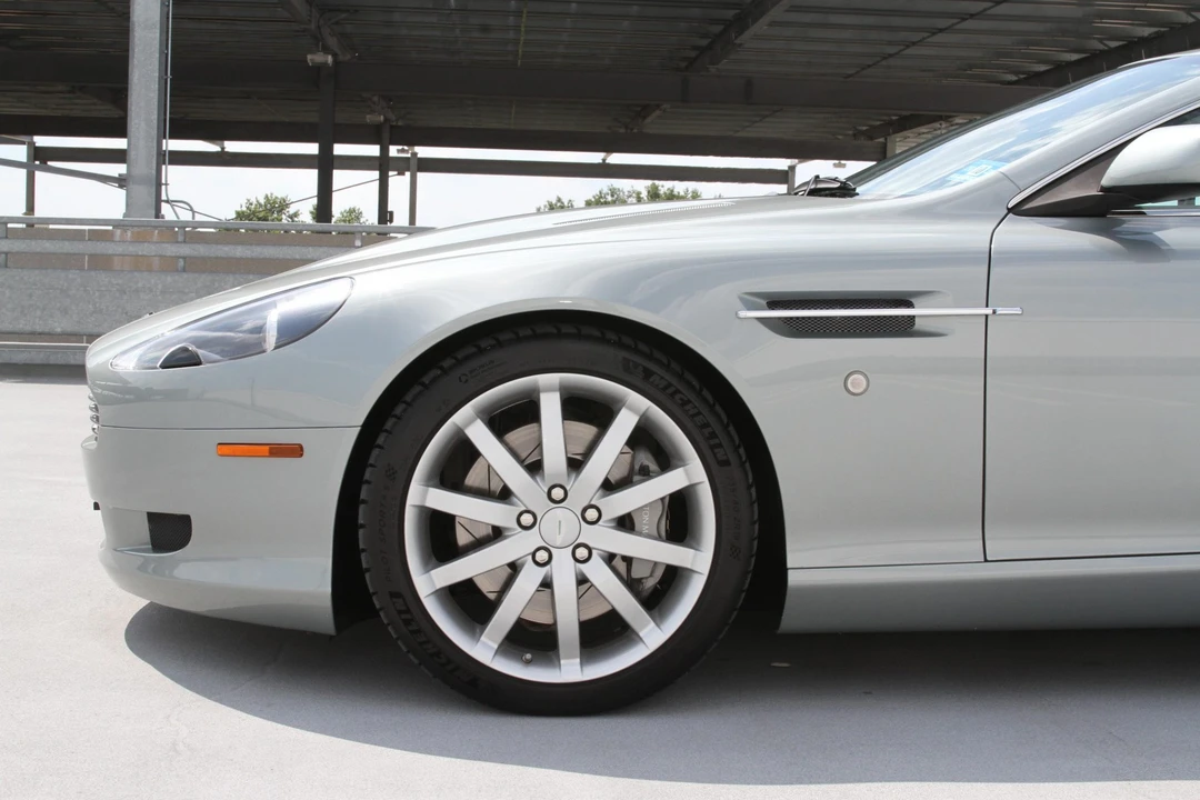 2005 Aston Martin DB9 - Image 31 of 31