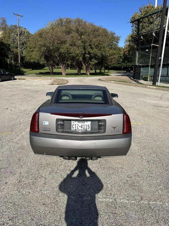 2005 Cadillac XLR - Image 6 of 31