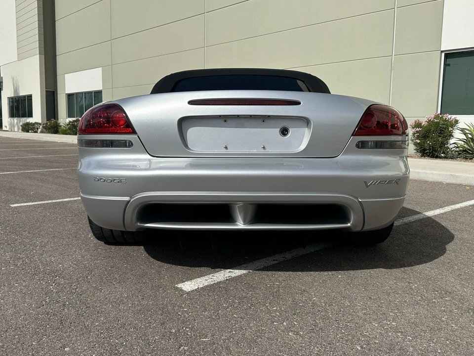 2005 Dodge Viper 3rd Gen - Image 11 of 31